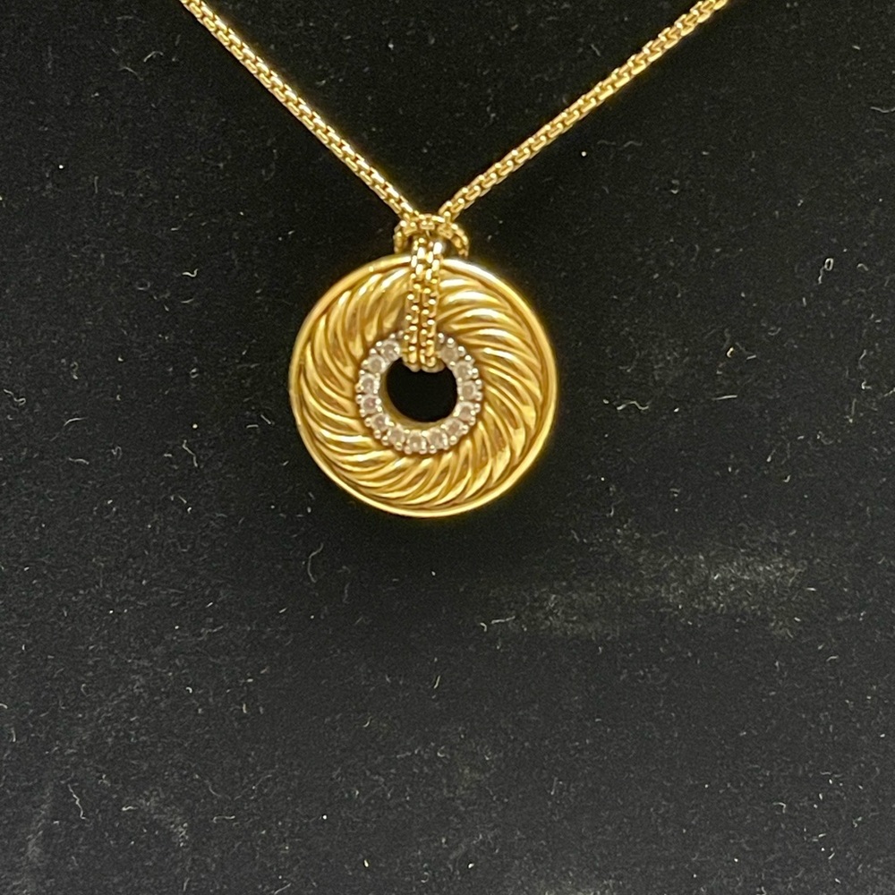 David Yurman 18K Diamond Cable Disc Pendent Necklace